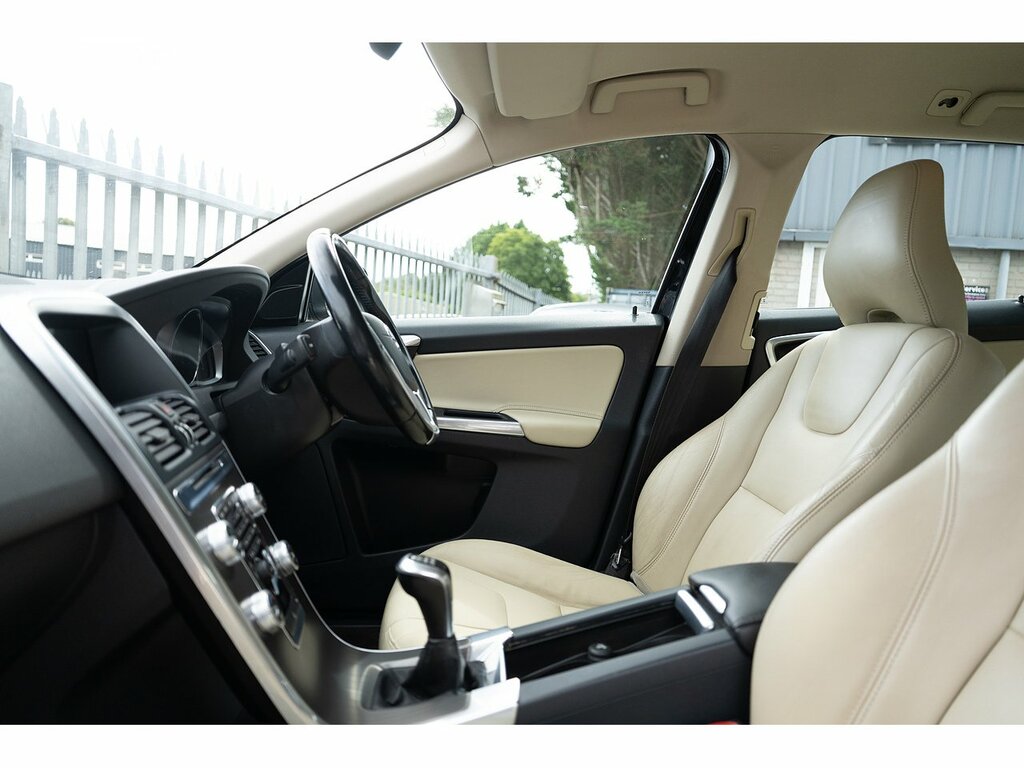 Volvo XC60  Blue #21