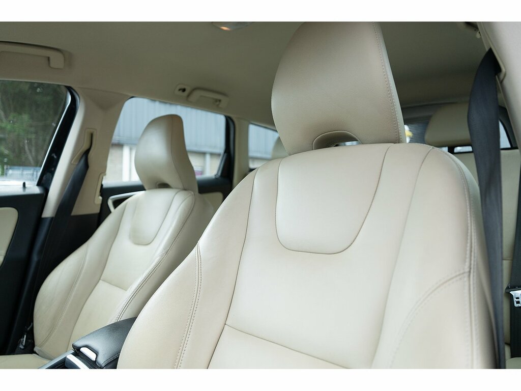 Volvo XC60  Blue #20