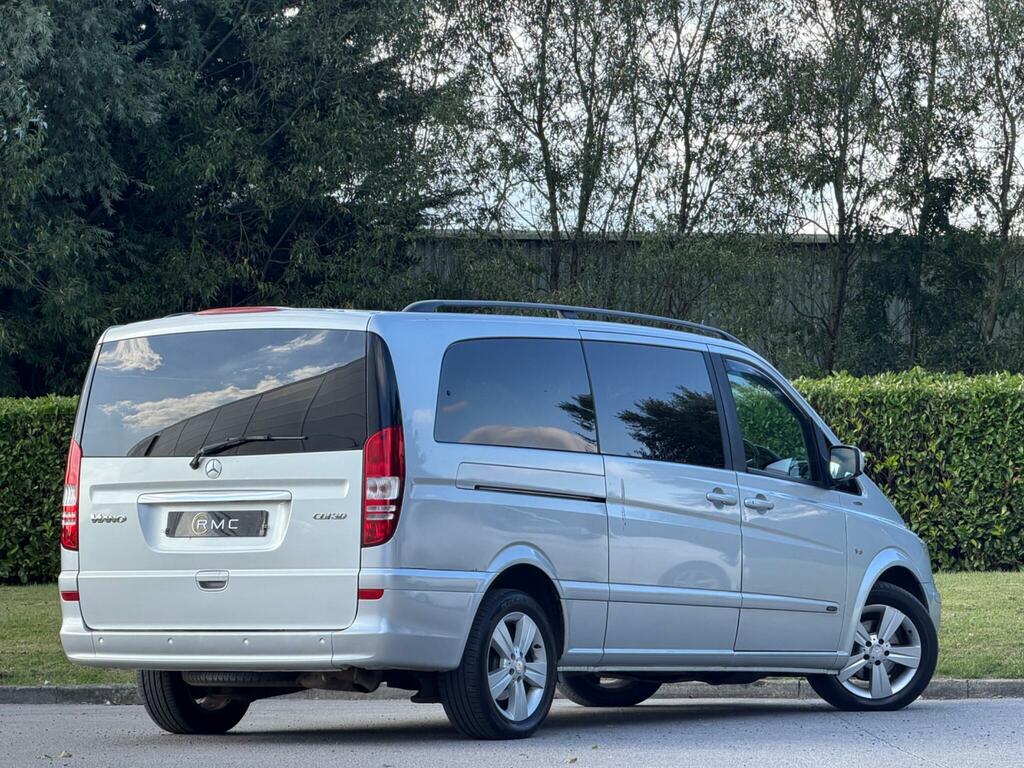 Mercedes-Benz Viano Ambiente Silver #3