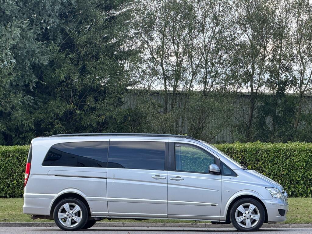 Mercedes-Benz Viano Ambiente Silver #2
