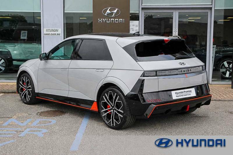 Hyundai Ioniq 5 478Kw 84 Kwh Grey #3