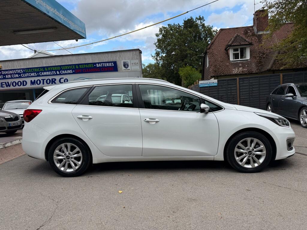 Kia Ceed 1.6 Crdi 2 Sportswagon Euro 6 S S White #5