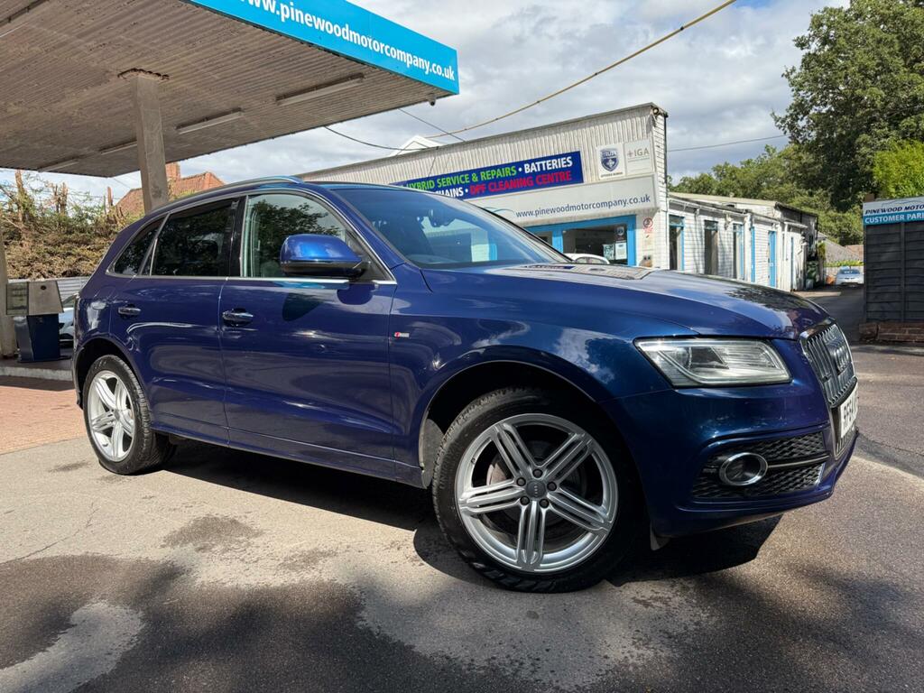 Audi Q5 Black #17