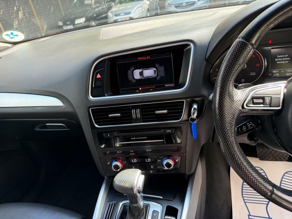 Audi Q5 Black #36