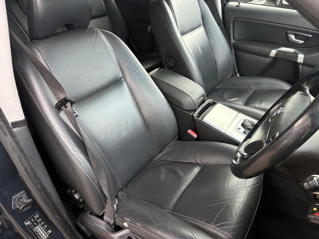 Volvo XC90 D5 R-design Nav Awd 5-Door 1 Lady Owner From New F Black #13