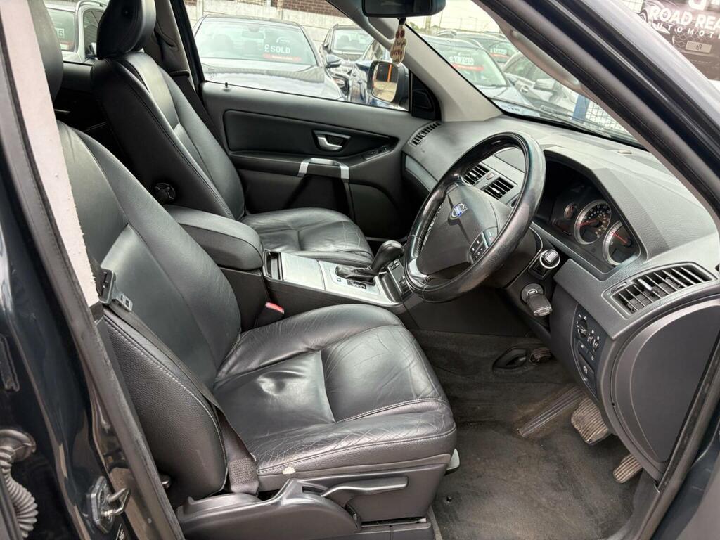 Volvo XC90 D5 R-design Nav Awd 5-Door 1 Lady Owner From New F Black #18