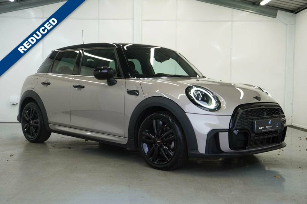 Mini Hatch 1.5L Cooper Sport Grey