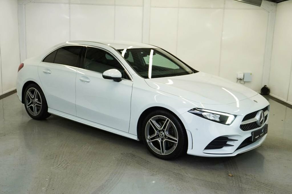 Mercedes-Benz A Class 2L Amg Line WF21YGE White #2