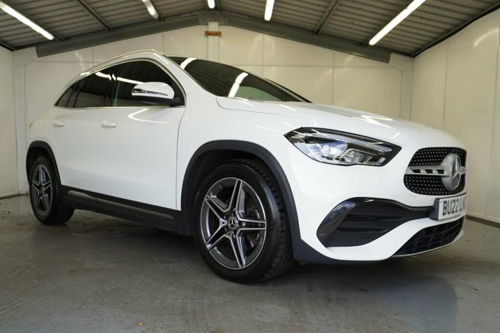 Mercedes-Benz GLA Class 2L Amg Line BU22LND White #2