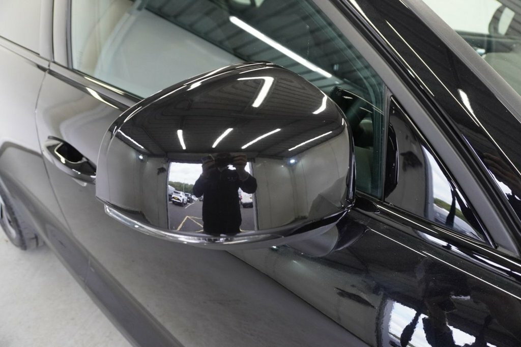 Volvo C40 Suv Black #4