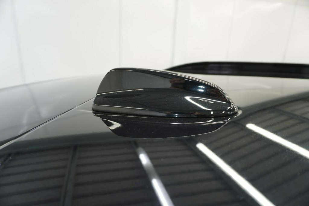 Volvo XC40 Suv AMZ3839 Black #5