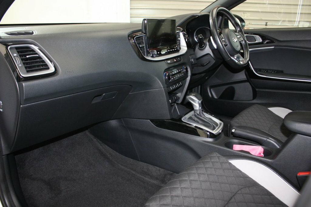 Kia Ceed 1.4T Gdi Isg Gt-line Lunar Edition Hatchback Silver #30