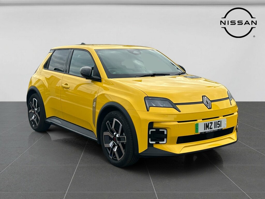 Renault 5 E-Tech 2025 Renault 5 0 Techno E-tech Yellow