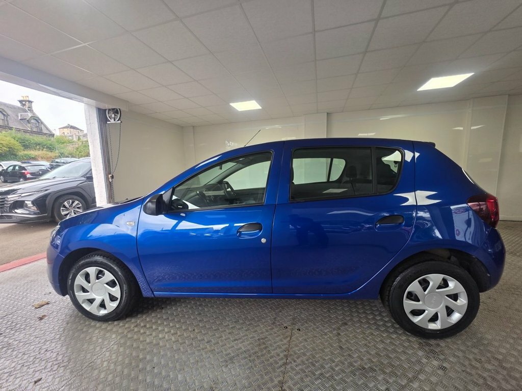 Dacia Sandero Essential Grey #15