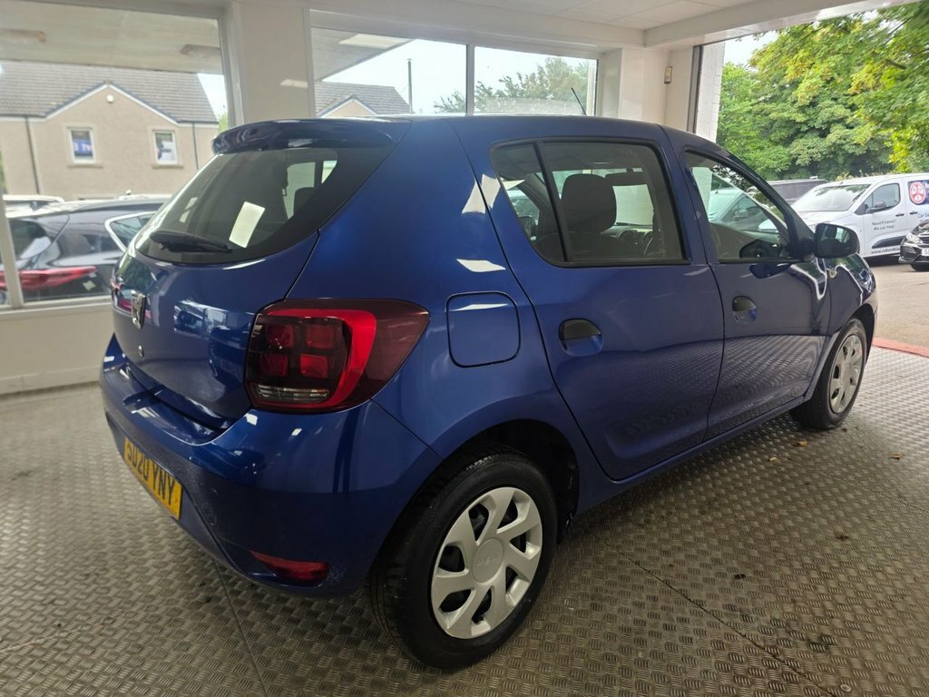 Dacia Sandero Essential Grey #3