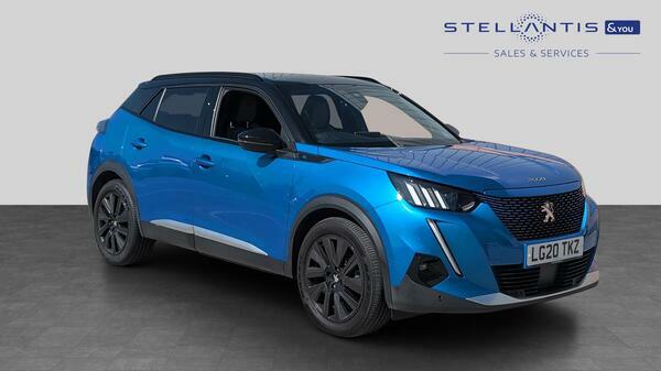 Peugeot e-2008 50Kwh Gt Suv 136 Ps Blue