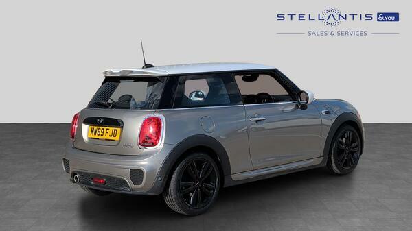 Mini Hatch 1.5 Cooper Sport Hatchback Euro MW69FJD Silver #3