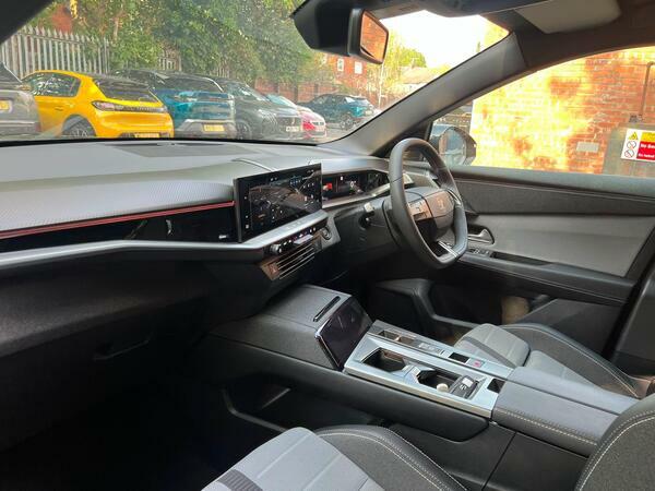Vauxhall Grandland 73Kwh Gs Suv 213 Ps