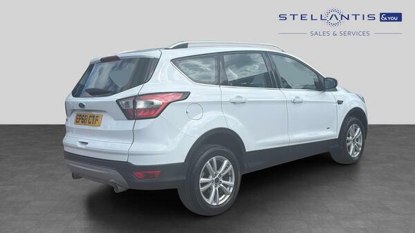 Ford Kuga 2.0 Tdci Ecoblue Zetec Suv Awd E EP68CTF White #3