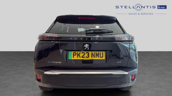 Peugeot e-2008 50Kwh Gt Suv 7Kw Charger 136 PK23NMU  #4