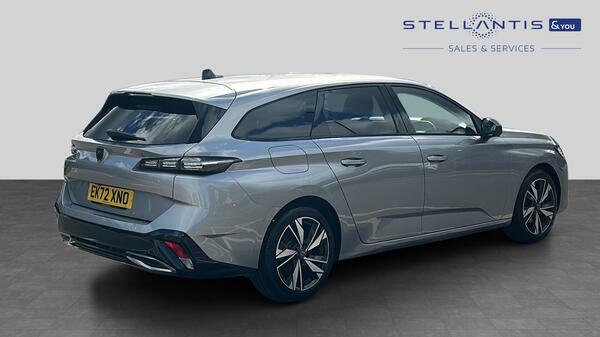 Peugeot 308 SW 1.2 Puretech Allure Estate Eat Euro 6 #3