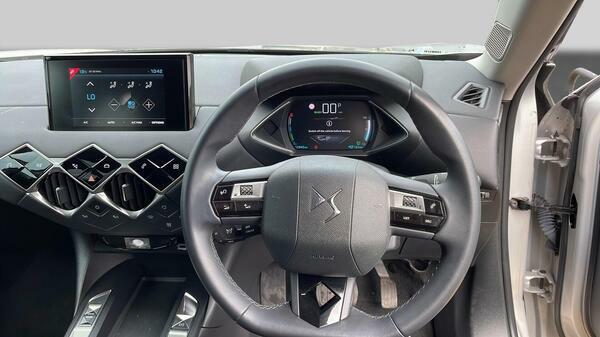 DS DS 3 Crossback Hatchback Grey #44