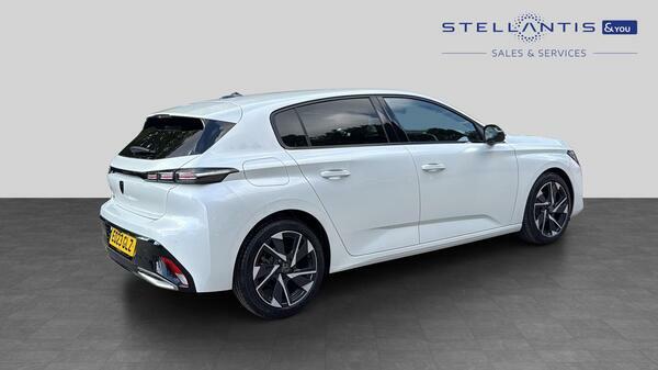 Peugeot 308 1.2 Puretech Allure Premium Hatchback E #3