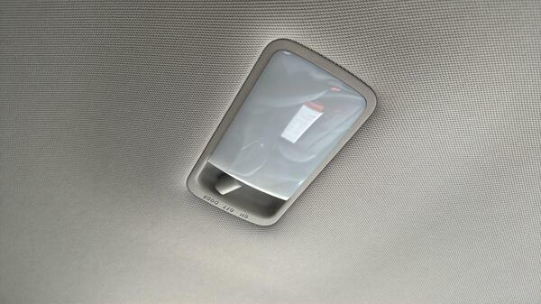 Nissan Leaf Acenta White #43