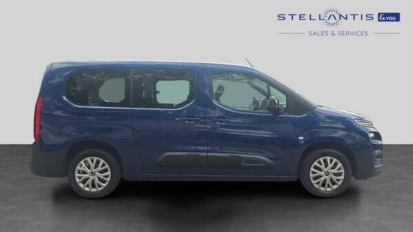 Citroen e-Berlingo 50Kwh Feel XL Mpv 7.4Kw Charger #2