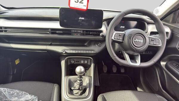 Jeep Avenger 1.2 E-hybrid Summit Dct 2025 Grey #40