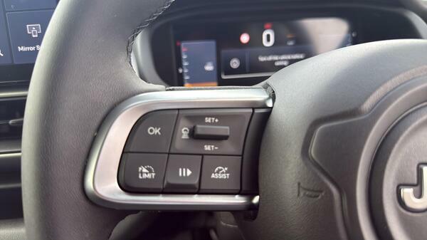 Jeep Avenger 1.2 E-hybrid Summit Dct 2025 Grey #20