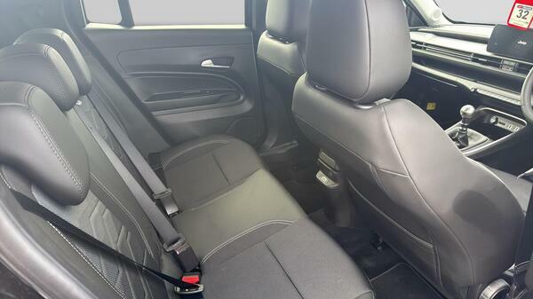 Jeep Avenger 1.2 E-hybrid Summit Dct 2025 Grey #36
