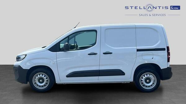 Vauxhall Combo 1.5 Turbo D 2300 Prime Panel Van LL24UCA #6