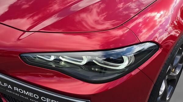 Alfa Romeo Giulia Veloce Red #9