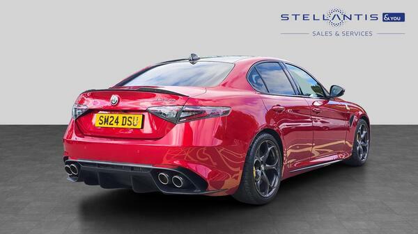 Alfa Romeo Giulia 2.9 V6 Bi-turbo Quadrifoglio 100 Anniversario Salo #3