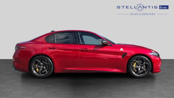 Alfa Romeo Giulia 2.9 V6 Bi-turbo Quadrifoglio 100 Anniversario Salo #2