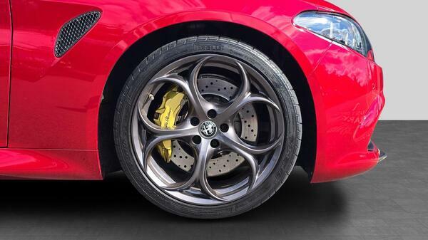 Alfa Romeo Giulia Veloce Red #11