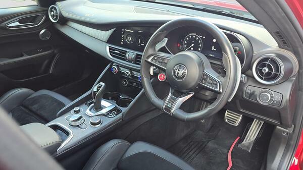 Alfa Romeo Giulia Veloce Red #32