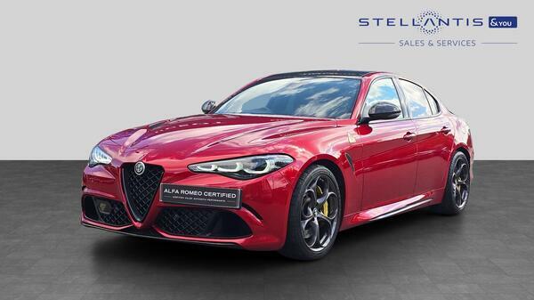 Alfa Romeo Giulia Veloce Red #8