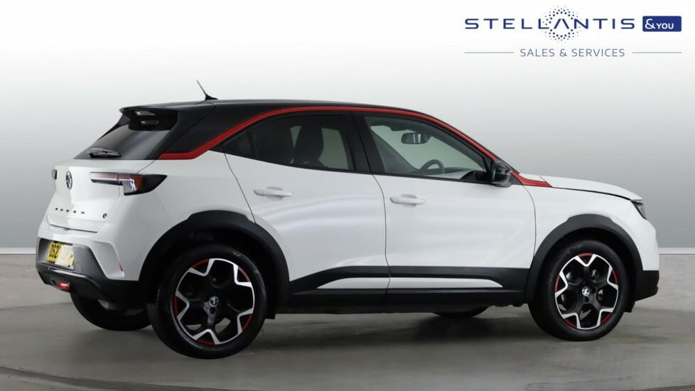 Vauxhall Mokka-e Ultimate White #12