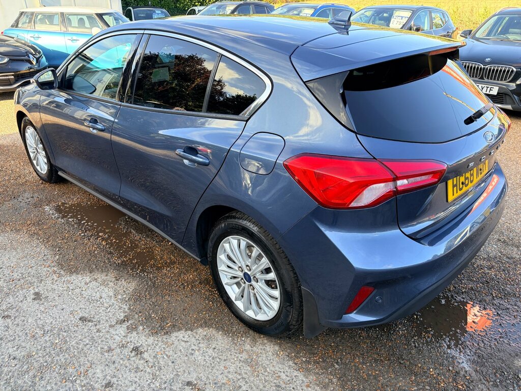 Ford Focus 1.0 Titanium High Spec. 5 Blue #4