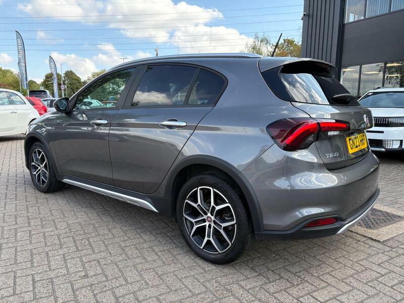 Fiat Tipo Cross Grey #3