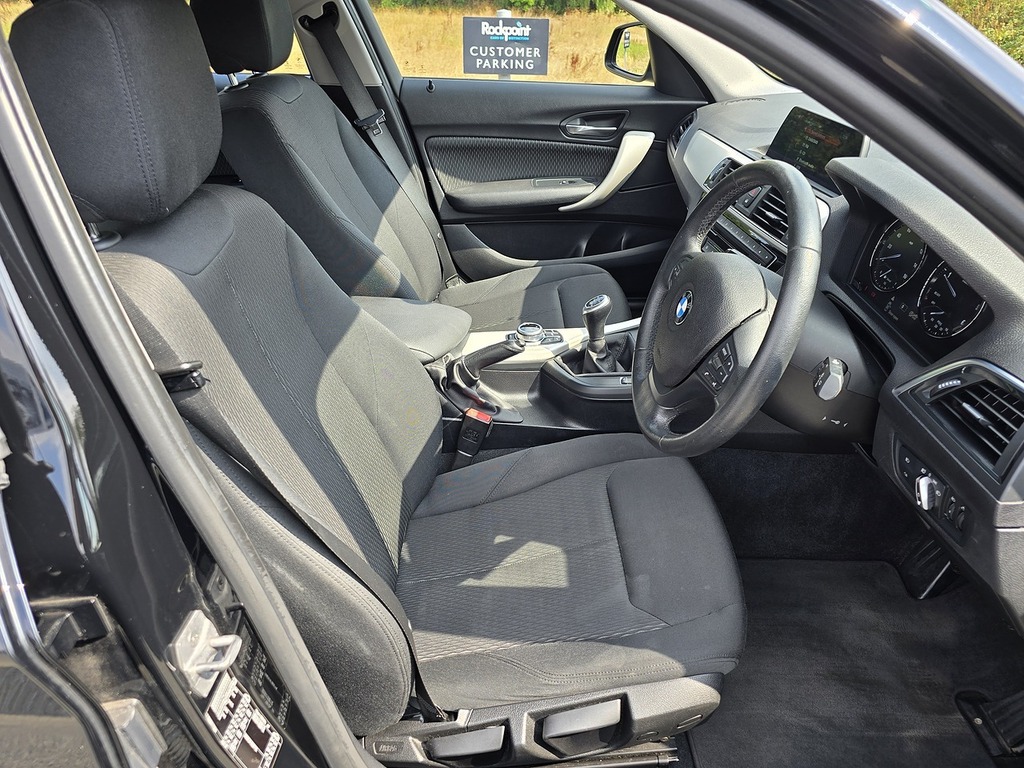 BMW 1 Series 118D Se Black #3