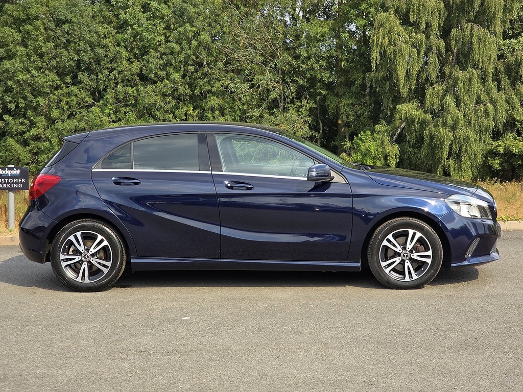 Mercedes-Benz A Class A180 Se Blue #5