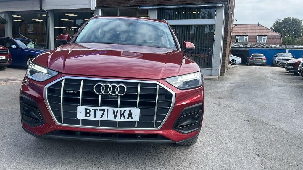 Audi Q5 2.0 Tfsi 45 Sport Sportback S Tronic Quattro Euro Red
