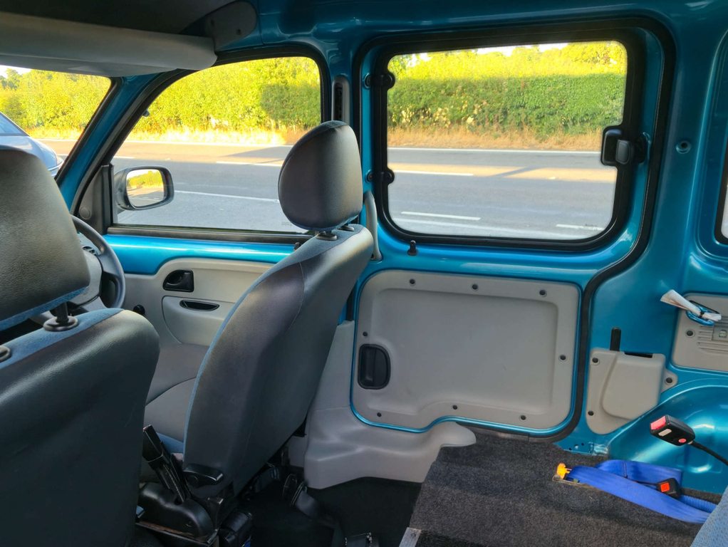 Renault Kangoo Expression 16V E4 Grey #26