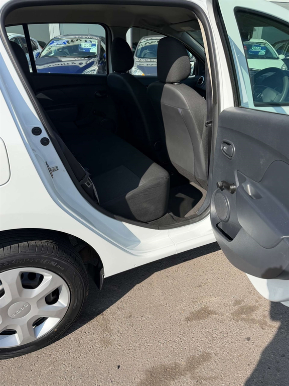 Dacia Sandero Ambiance White #17
