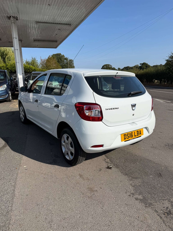 Dacia Sandero Ambiance White #4