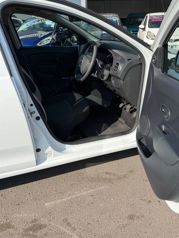 Dacia Sandero Ambiance White #18