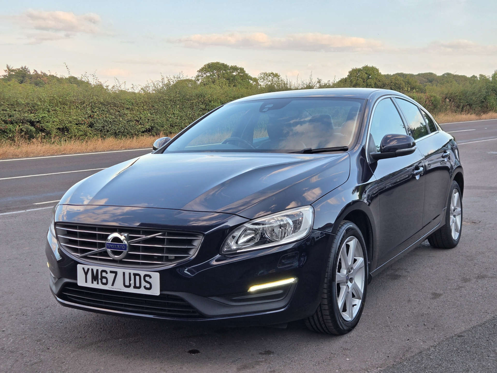 Volvo S60 D4 R-design Lux Nav Black #12